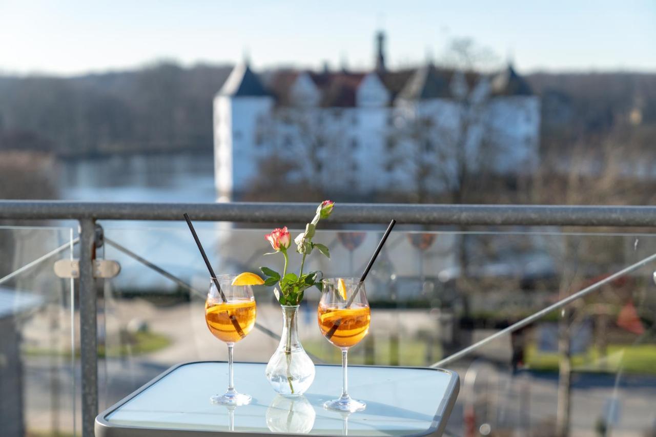 Hotel Am Wasserschloss Gluecksburg Exterior photo